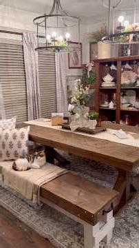 Country Dining Room #vintagefarmhouse #homedecor