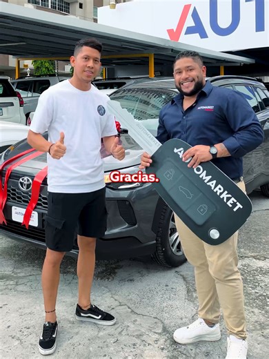 Experiencia Automarket: Entrega Toyota Corolla Cross 2025