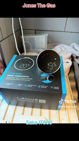Salus IT800 Smart Thermostat Review and Features