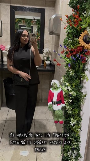 #Meme #MemeCut #grinch #humor #funnyvideos | grinch