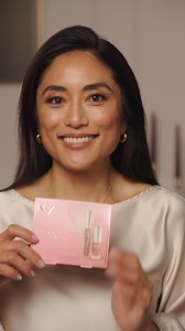 Prepare for the spotlight and create a natural looking glow with the No7 Pro Artist Lip Shine & Luxe Liquid Blush. | No7