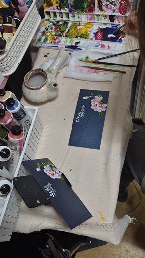 2026.01.3 설날 봉투 호작질 중입니다 주문문의 01045480205입니다 #해맑은옥희 #미소를그리다 #동화회화작가 #박미정손글