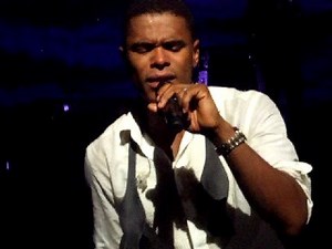 Maxwell performs Whenever Wherever Whatever- 10/10/08 Chevy Theatre