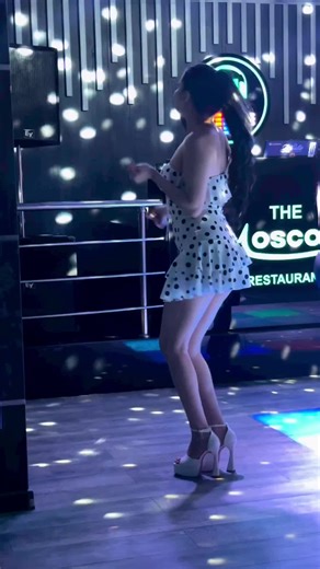Dancing in Style at The MoscoW Nightclub