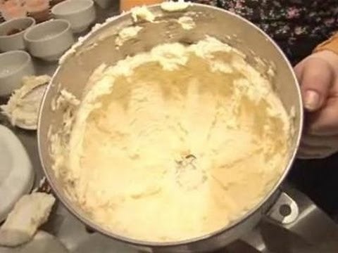 How To Prepare Coconut Buttercream Frosting