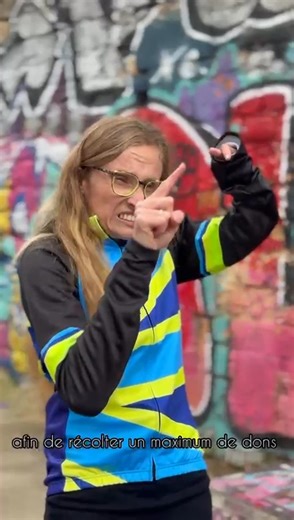 Si vous ne l’avez pas encore vu, l’émission "Anaëlle, rock & rollers" de l'oeil et la main a mis en lumière Anaëlle en décembre 2025… 👉 https://www.france.tv/france-5/l-oeil-et-la-main/7804971-anaelle-rock-rollers.html Du 15 au 19 avril 2026, Anaëlle, Caroline, Karine, Claudie, championnes relèveront un défi puissant : 🚴‍♀️ 5 jours en rollers 📍 D’Auray à Bordeaux 💛 Pour sensibiliser et récolter des dons pour trois causes essentielles : – la culture Sourde, les artistes Sourds de notre associ