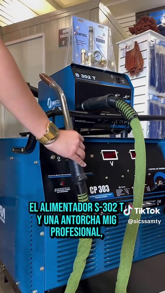 Potencia, precisión y rendimiento en un solo kit ⚡ El KIT CP trescientos tres con alimentador S-trescientos dos T está diseñado para los soldadores que exigen lo mejor 🔥 👉 Pregunta por las promociones del Buen Fin y equípate con SICSSA, centro de servicio autorizado Infra y Miller. #SICSSA #maquianasparasoldar #soldadura #industria #herrero