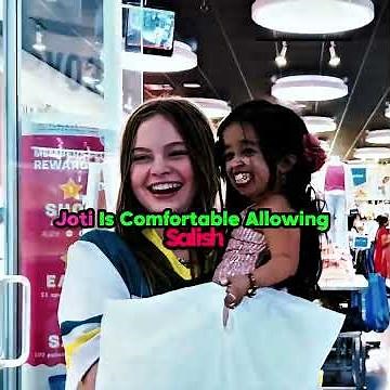 Shopping Spree With The World's Shortest Woman! 😱👗#shorts