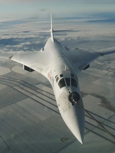 Tu-160 Air Refueling: A Military Overview