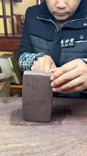 1.3M views · 10K reactions | The Art of Crafting a Yixing Zisha Teapot 1 Discover the intricate process of creating a handmade Yixing Zisha teapot, where tradition meets craftsmanship. #artwork #crafting #clay #tea #handmade #teapot #yixingteapot #safety #relaxing #usa Shop Teapot : https://www.yixingteaart.shop/ | Yixingteaart_shop | Facebook