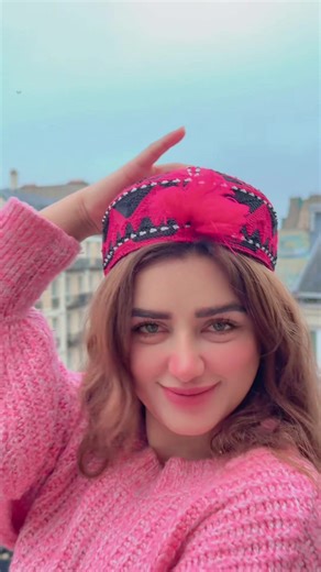 زندگی در پاریس: سندل کتک و سیر در خیابان‌ها