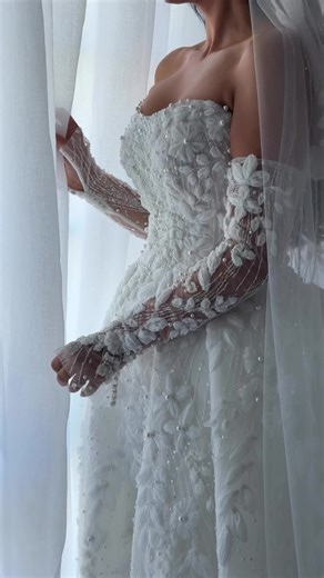 Beautiful Wedding Morning Moments with Custom Gown