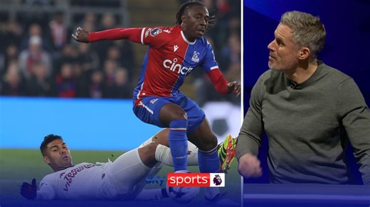 Jamie Carragher: 'Embarrassing' Casemiro needs to come off!
