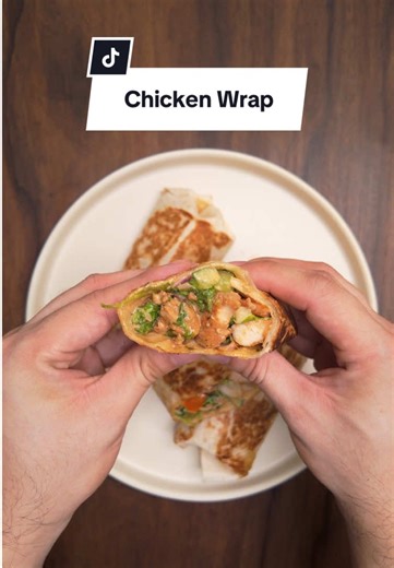 Delicious Chicken Wrap Recipe with Homemade Sauce