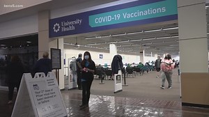 University Health System gives out thousands of COVID-19 shots while omicron spreads nationwide