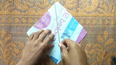 Plastic Bag Kite: Easy Steps to Build at Home