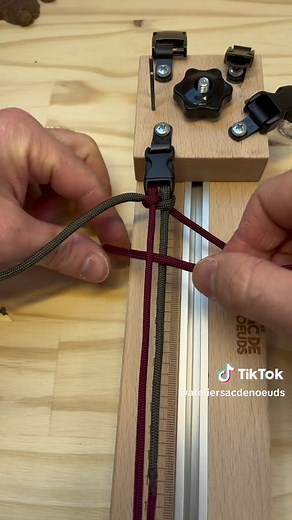 How to Make a Shark Jawbone Paracord Bracelet