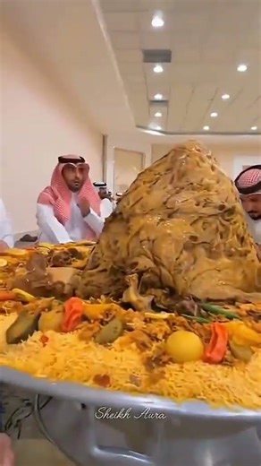 Dubai weeding food's😳#dubai #dubailfe #trendingshorts #ytshorts