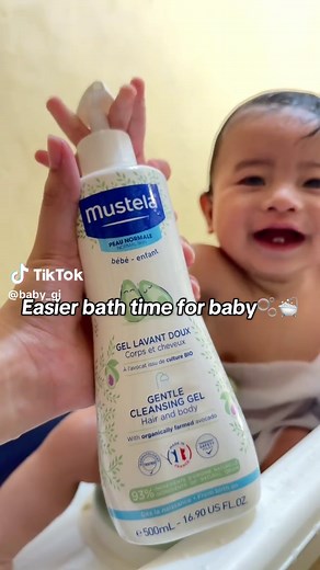 Gentle Mustela Cleansing Gel for Baby's Skin and Hair