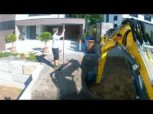 Aushub für Tragschicht der L-Steine erstellen mit Wacker EW65