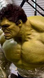 What makes this Incredible Hulk 1/3 scale figure stand out