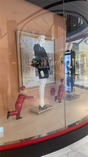 VM.WINDOWS.1🌏TON VAN DER VEER on Instagram: "—🌏TON VAN DER VEER LIMITED🌍 LOUIS VUITTON Westfield Newmarket Shopping Centre, Shop S181/277 Broadway, Newmarket, Auckland 1023 NEW ZEALAND 🇳🇿 “130 YEARS OF MONOGRAM” In 1896, as Louis Vuitton’s innovative trunks gained unprecedented influence, Georges Vuitton sought a way to protect their integrity while expressing the House’s unique identity - designing an ornamental pattern of interlaced LV initials and stylized floral motifs. The Monogram was