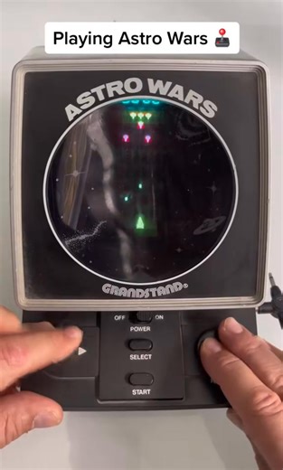 What was the Christmas electronic game from your childhood that you’ll never forget? #christmas #nostalgia #childhoodmemories 🎄 🎅 | Gamesyouloved