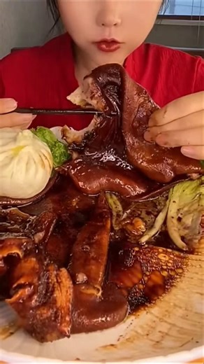 🤤 Crunchy Pig Ears Feast 🍖 Ultimate Food Satisfaction! #food