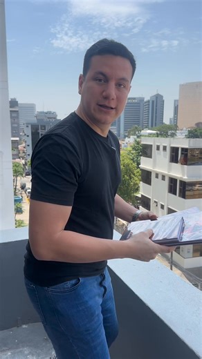 ¿Quieres dejar de memorizar patrones y comenzar a comprender realmente? Con mis 3 ebooks: 📘 Manual Domina el EKG — Aprende a interpretar desde la lógica, sin memorizar. 📙 Manual Domina la Antibioticoterapia — Entiende cómo elegir el antibiótico correcto paso a paso. 📗 Manual Domina la Lectura de Analíticas — Descifra tus análisis con claridad y confianza. Si eres profesional de la salud o estudiante y buscas aprender de forma rápida, práctica y sencilla, estos manuales son para ti. 👉 Comienz