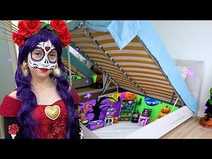 Sofia and her Funny Escape Adventures secret rooms - Videos For Kids