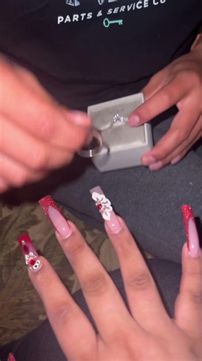 He proposed to me #ring #proposed #wife #wedding