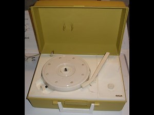 Repair of a 1969 RCA Victor portable record player