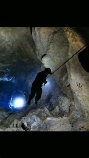 DEEPEST Cave In The World!🤯|| #shorts #facts #cave