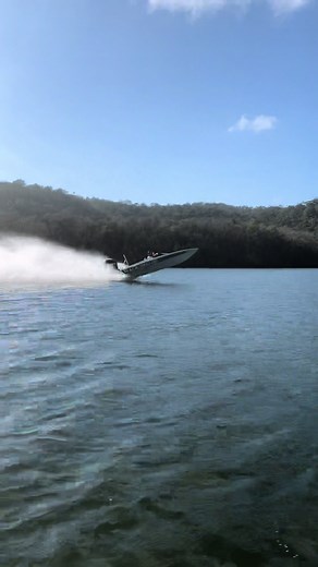 Exploring the Hawkesbury River on a Mercury Bullet 1750