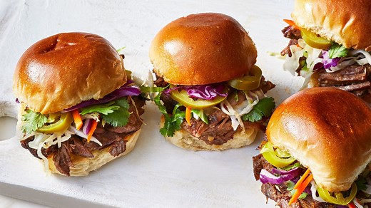 Slow Cooker Mexican Beef Sliders Recipe