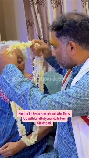 Second Sight Foundation on Instagram: "✨ During a sacred visit to Bhagwan Nityananda Baba’s Math in Ganeshpuri, our beloved Guruji Manish Sharma ji was blessed with a rare and divine meeting with Sindhu Tai, the devoted sevika and lifelong disciple of Bhagwan Nityananda Maharaj 🙏💫. ⠀ 🌺 Their meeting wasn’t ordinary — it was a soul-to-soul connection, like a mother and son reunited after lifetimes. Sindhu Tai, with unconditional warmth, welcomed Guruji and shared many sacred stories of Nityana