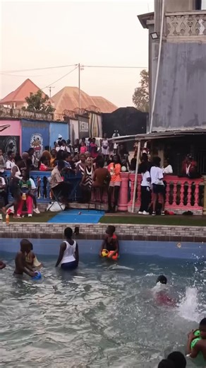 Eyes_world🇸🇳🇨🇦🇺🇸 on Instagram: "À À à beg ooooooo🚶🏽"