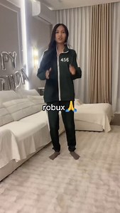 33K views · 751 reactions | Life is ROBUX螺 #roblox | Uwucutesingle | Facebook