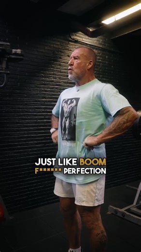 Dorian Yates on Instagram: "Practise Your Posing! It was probably my least favourite part of contest prep but an essential. There’s a lot more to bodybuilding posing than just simply flexing muscles. It is a work of art and something that goes under the radar is the breathing part of posing… conditioning is a must! For me it was 45 minutes, 3 times per week, holding compulsory poses and squeezing for around 15 seconds. As well as long periods in the front relaxed posed so that I could maintain t