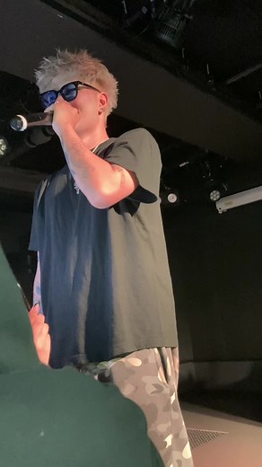 2024.11.17(Tokyo)1st ONEMAN ほんまに最高なLiveだった。 ファンの皆が歌ったときの そるくんの、笑顔をみた時に なにも言葉がでてこない🥹 この笑顔がたまらない🤦‍♀️ 来年からは全公演、行けるように頑張る❤️‍🔥 そるふぁみに出逢えた事も含め そるくんには感謝しかないです。 幸せな時間を、ありがとう💙 @Sol(ソル) #Sol #刹那 #東京ワンマンライブ #ライブ#ありがとう #いいね押してくれた人ありがとう #自己満動画