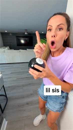 SIBLINGS vs MAGIC 8 BALL *part 1*