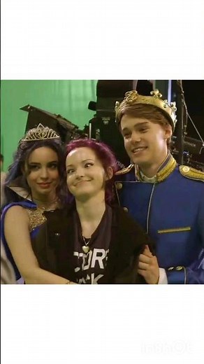 Disney Descendants Behind the Scenes 🎬 #disneydescendants