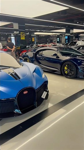 Bugatti vs Bugatti 😳🤯🔥‼️💯 Divo vs Chiron 🤩