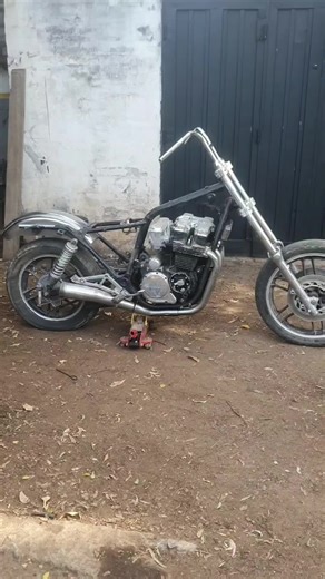 Personalización de la Honda CB650: Proyecto de Moto Customizada