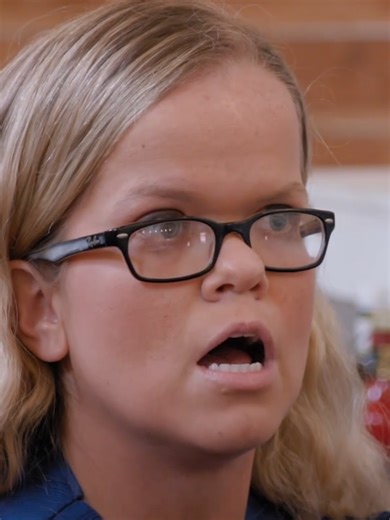 Emma and Alex Speak Openly with Anna on 7 Little Johnstons