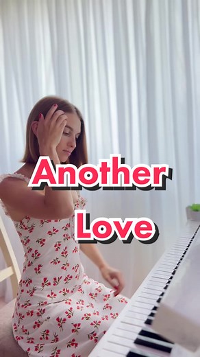 Tom Odell's 'Another Love' Piano Cover by Elegant Performer