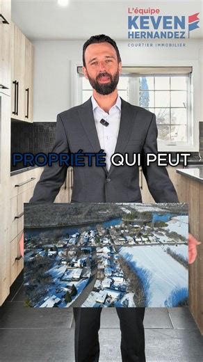 🏡 Tu cherches une propriété clé en main pour t’installer confortablement? 📍 4960 rue Rondeau pourrait être LA solution. ✨ Cour parfaitement aménagée ✨ Intérieur rénové (cuisine, 2 salles de bain, sous-sol) 🛏️ 3 chambres à coucher 🚗 Accès rapide à l’autoroute 25 👉 Clique sur le bouton au bas de la vidéo et demande ta visite dès maintenant 👀🔑 https://www.centris.ca/fr/maison~a-vendre~laval-saint-francois/26127570 #immobilier #vendeur #acheteur #strategieimmobiliere #conseilsimmobiliers #mai