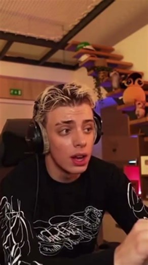 Anyme en roue libre #anyme #inoxtag #michouyt #live #michou #humour #anime #stream #memes #twitch