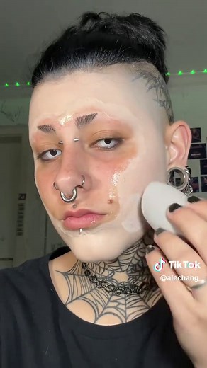 Artistic Gothic Makeup by Transgender Man Luara Reisinger