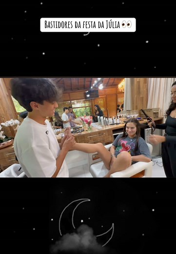Bastidor da festa, Cauã perturbando Júlia. #juliapimentel #cauasouza #adr #nostalgiaadr